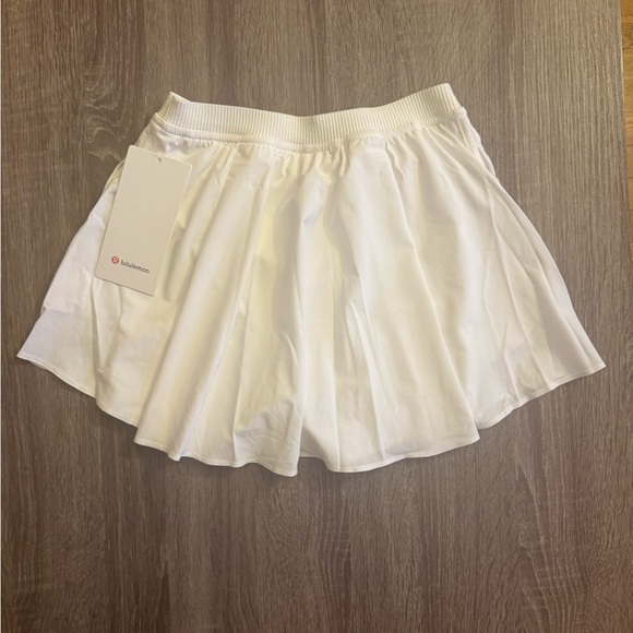 New with tags Lululemon Narrow waistband tennis skirt, White, size 4. - Picture 10 of 15